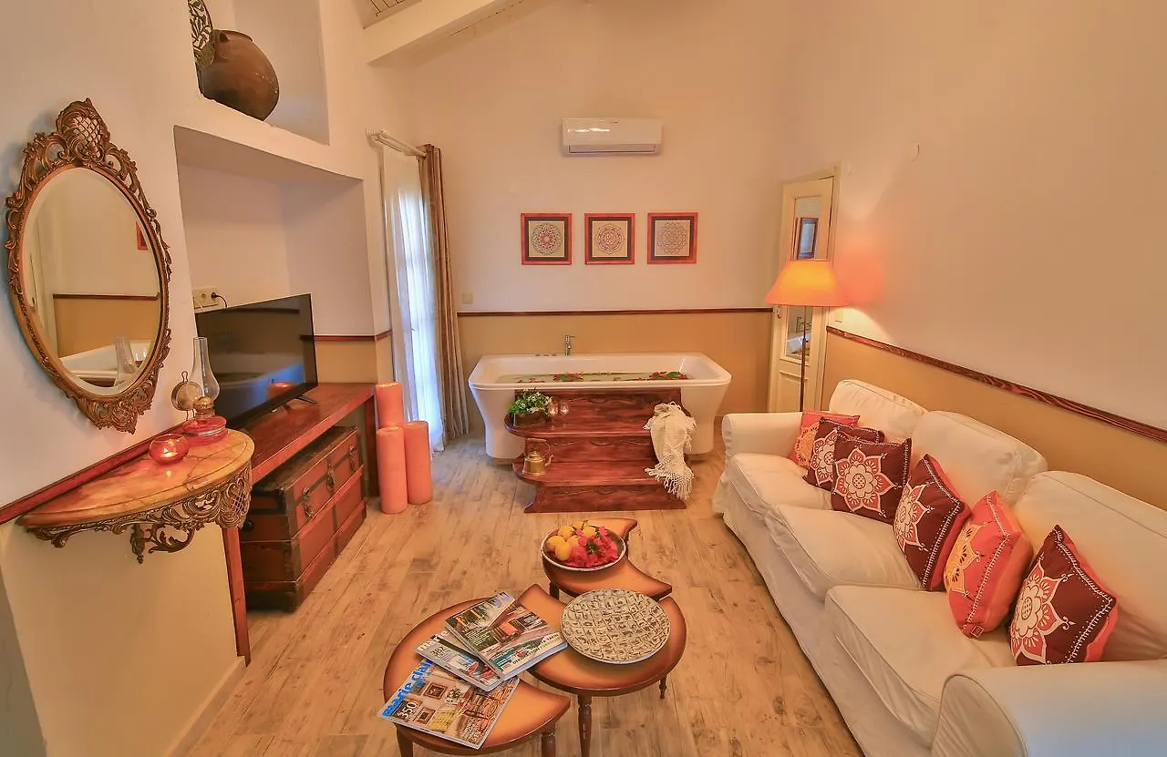Palas Ilıca Çeşme 2*,  Türkiye