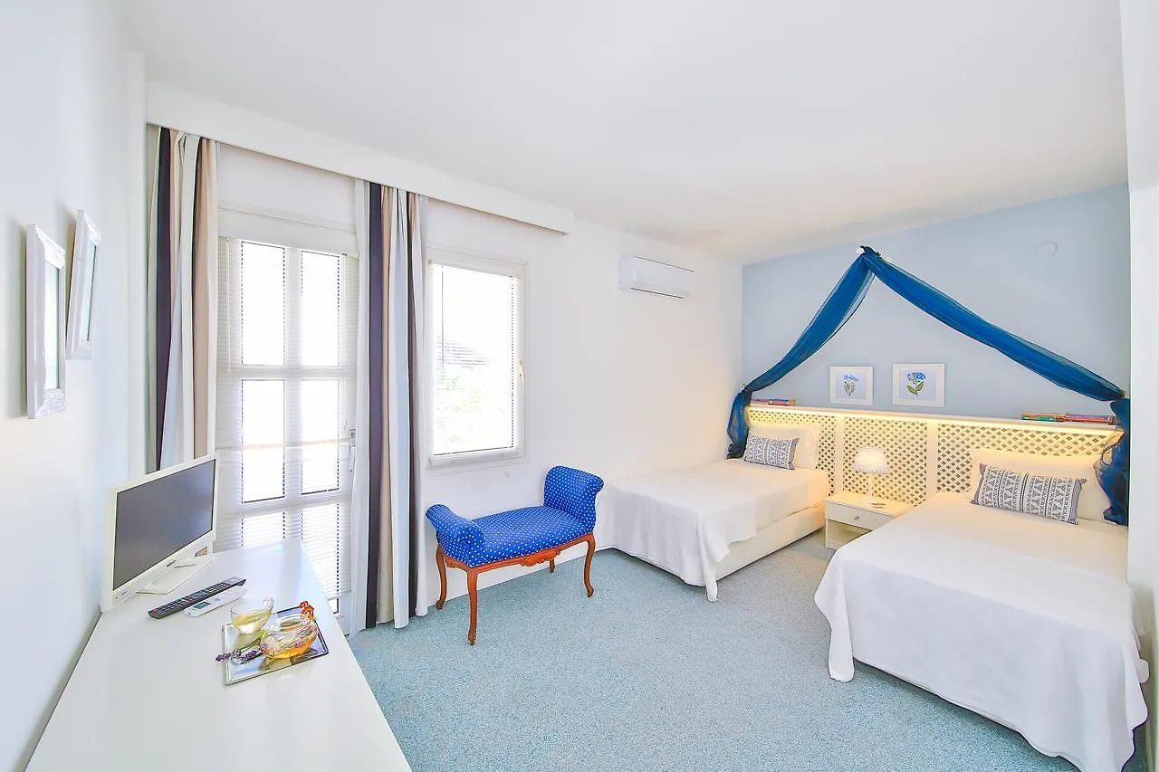 Palas Ilıca Çeşme