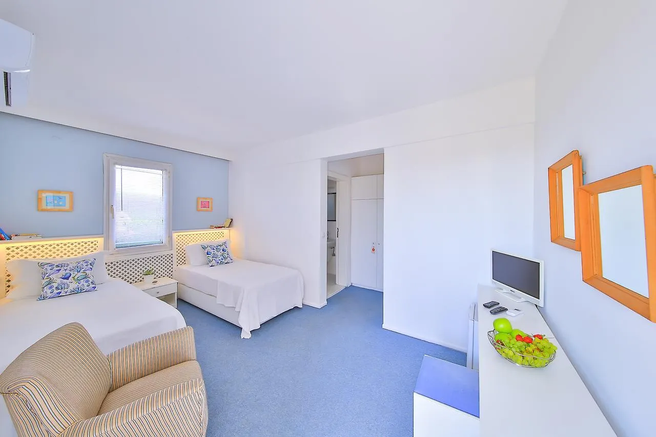 ** Otel Palas Ilıca Çeşme Türkiye