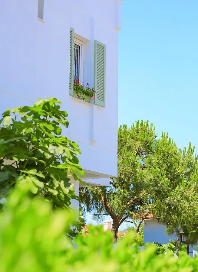 Palas Ilıca Çeşme
