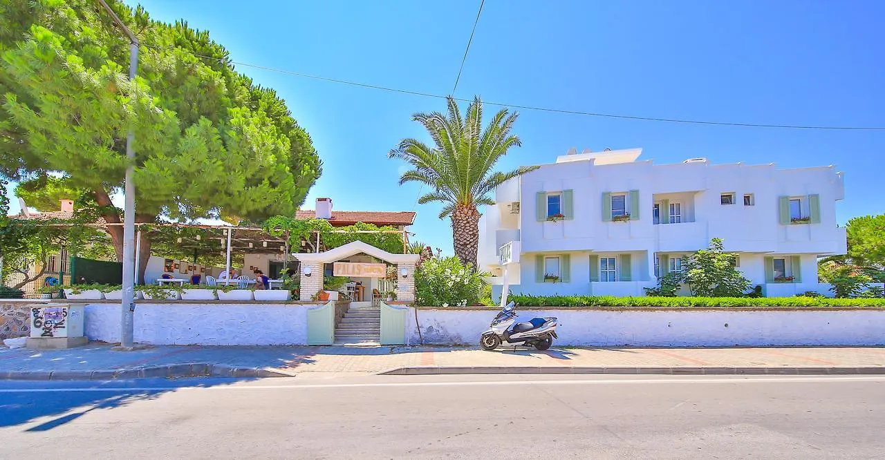 Palas Ilıca Çeşme 2*,