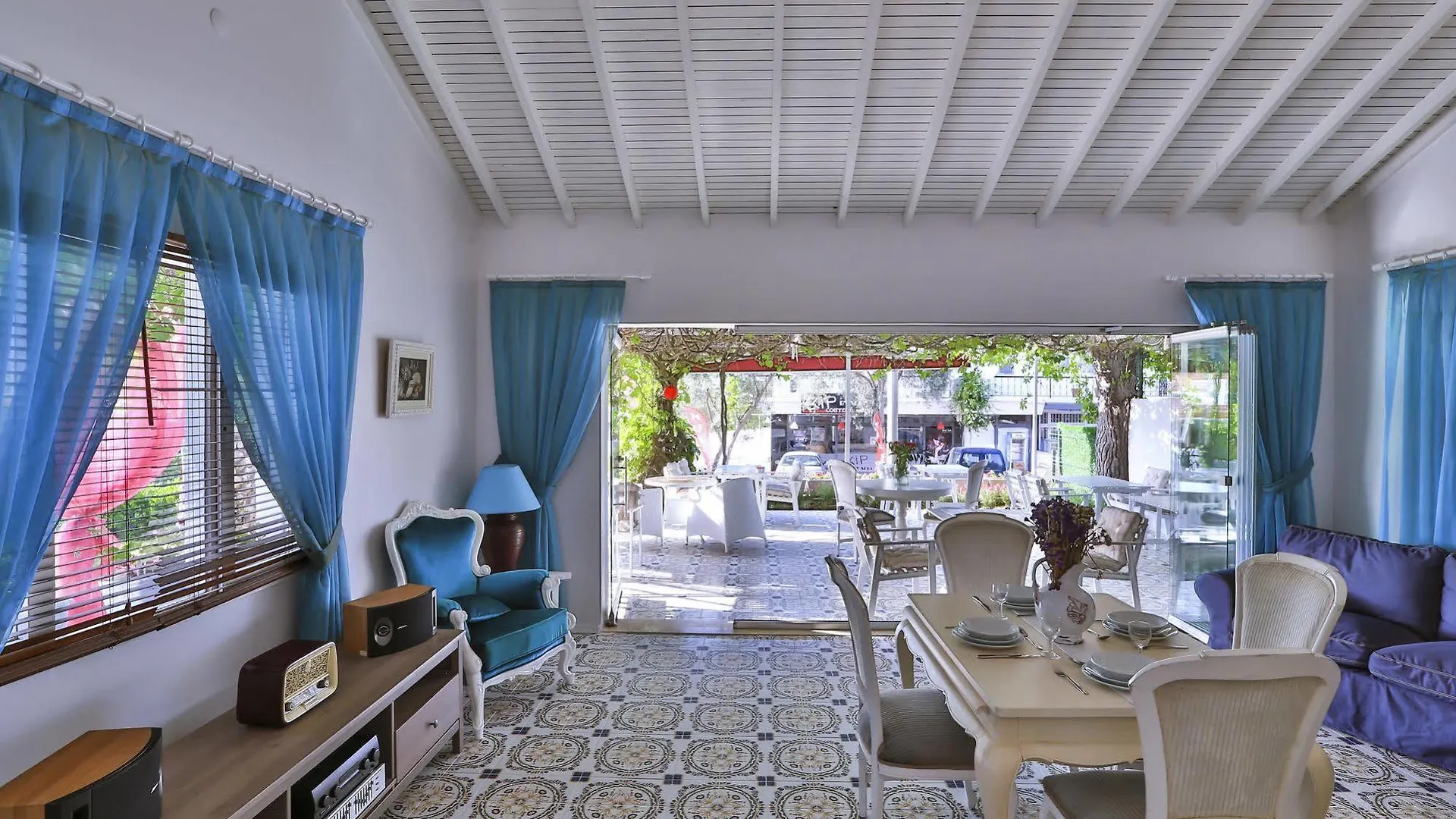 Palas Ilıca Çeşme