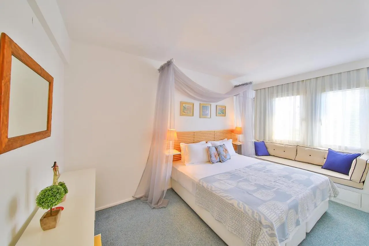 Otel Palas Ilıca Çeşme